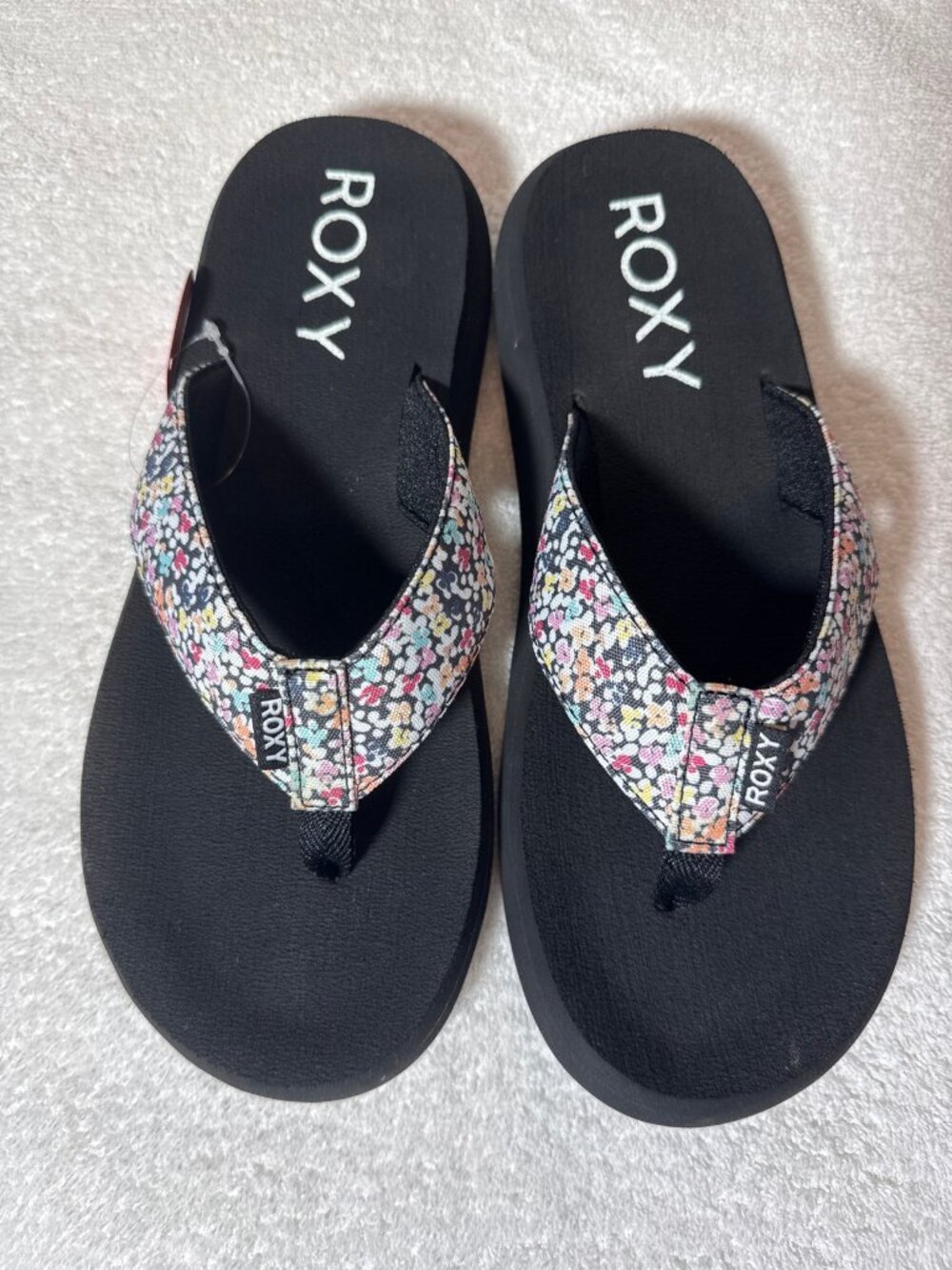 Roxy Daytona Flip Flops Size 9 Black Floral Cushioned NWT
